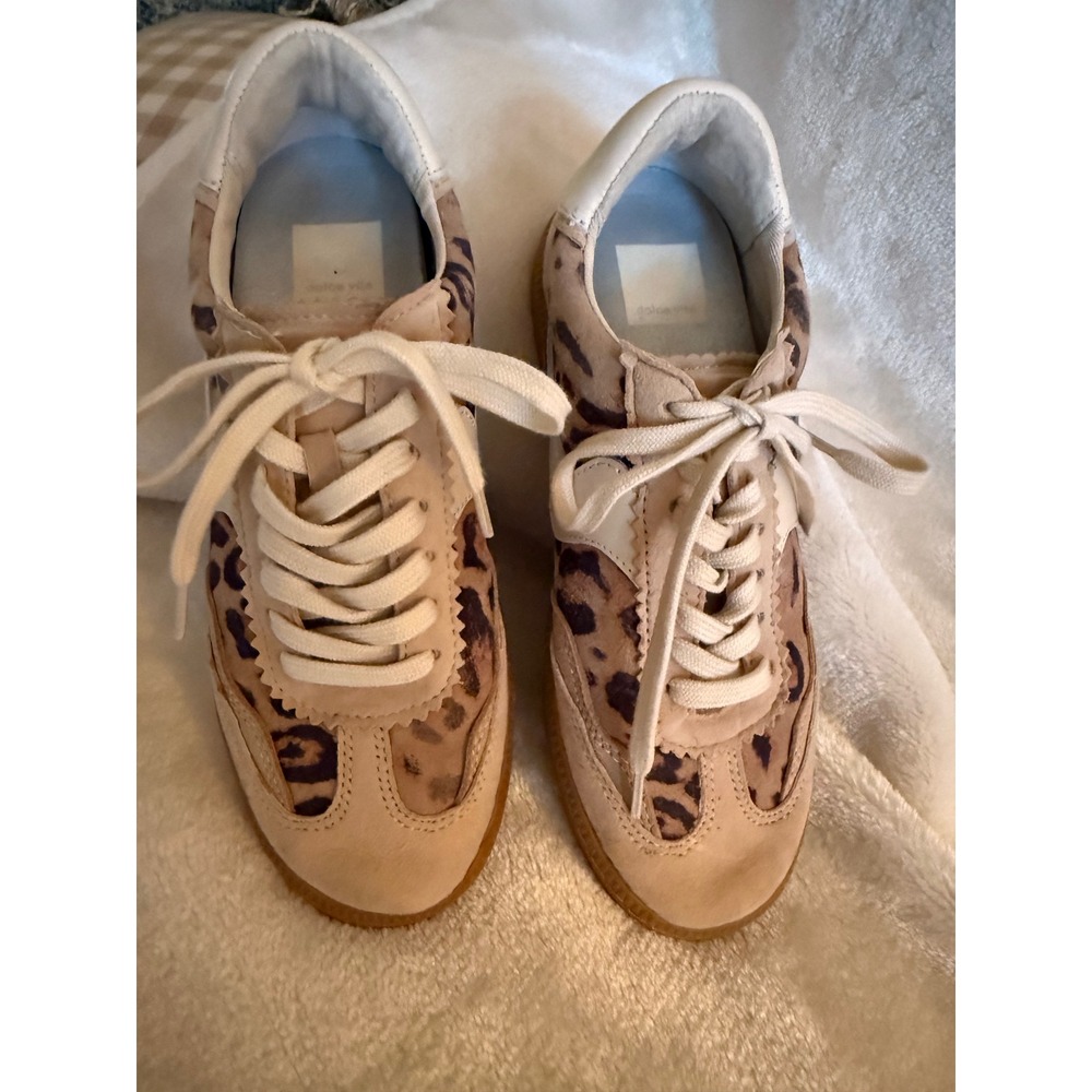 Dolce Vita Caster Leopard Print Suede Sneakers Tan Brown Gum Sole Size 6